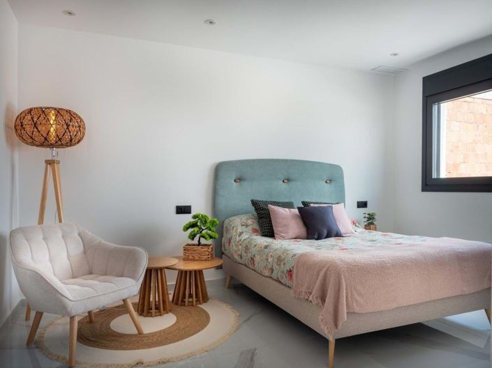 Image No.23-3 Bed Villa for sale