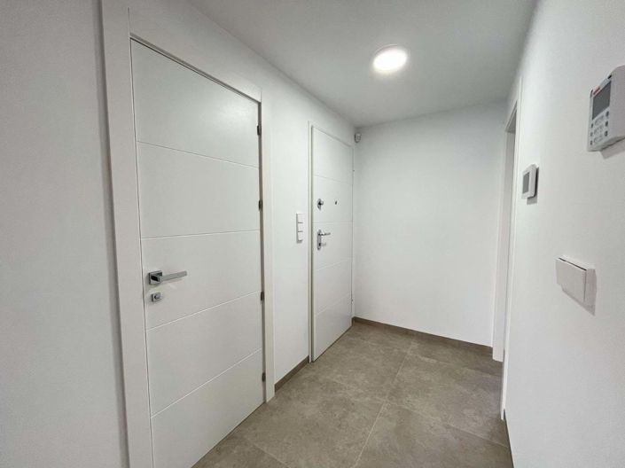 Image No.17-3 Bed Villa for sale