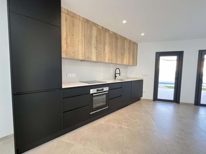 Image No.48-3 Bed Villa for sale