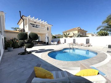 2 Bed Villa for sale
