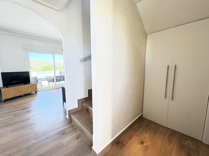 Image No.17-2 Bed Villa for sale