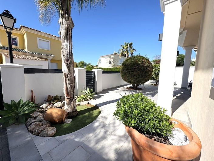 Image No.22-2 Bed Villa for sale