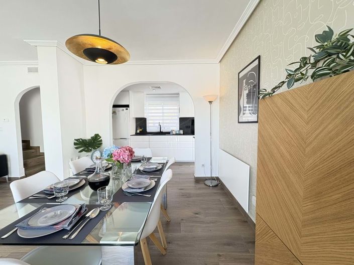 Image No.35-2 Bed Villa for sale