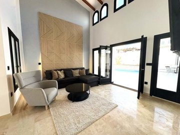 1447-632078-78d1f4f8b6655591b02d22fabb36a692d