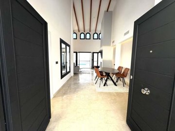 1447-632078-78d1f4f8b6655591b02d22fabb36a692d