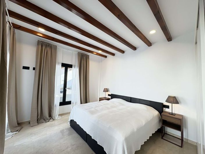 Image No.40-3 Bed Villa for sale