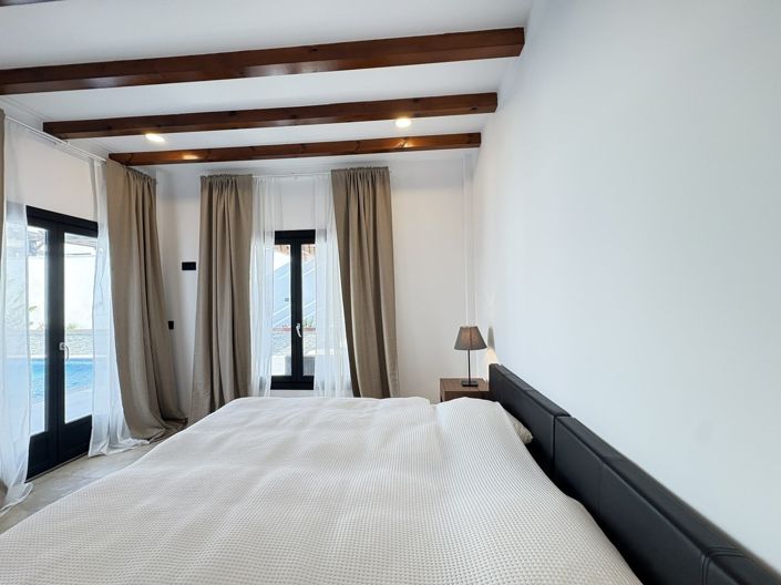 Image No.48-3 Bed Villa for sale