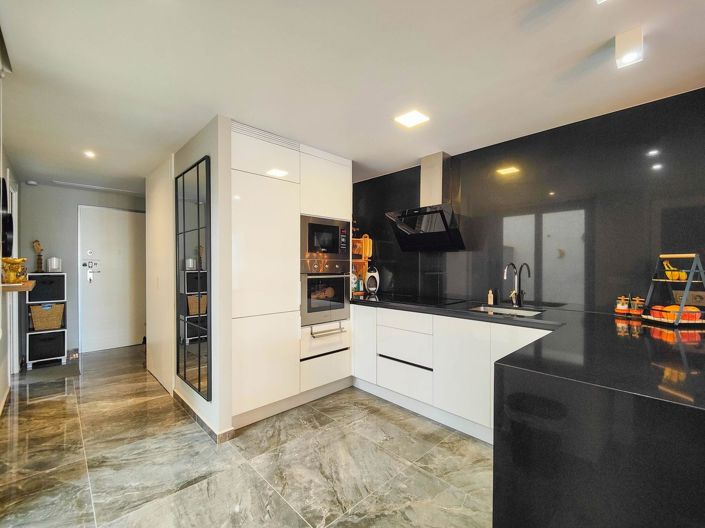 Image No.21-2 Bed Apartment for sale