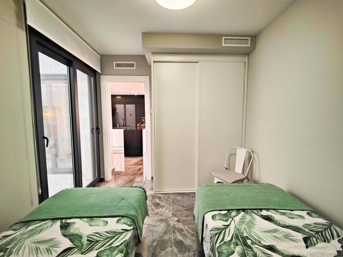 Image No.27-2 Bed Apartment for sale