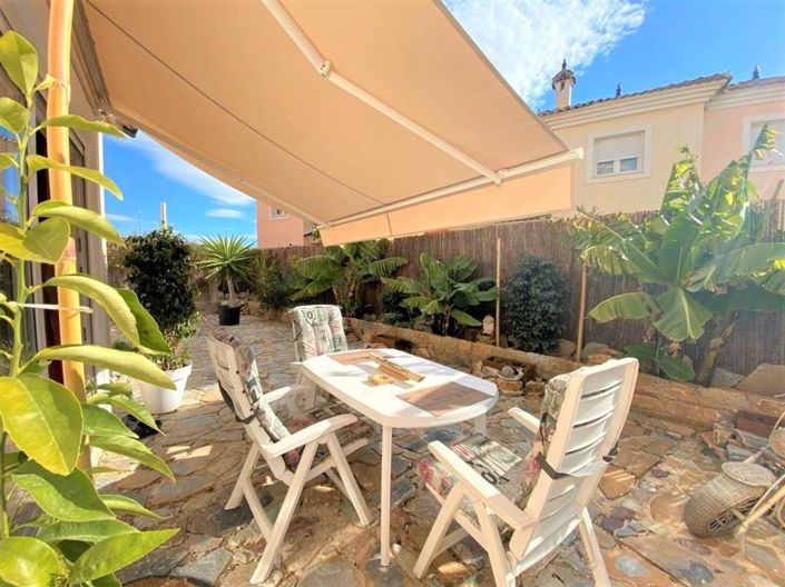 Image No.21-3 Bed Apartment for sale