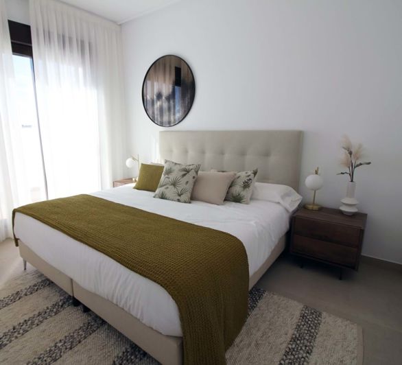 Image No.10-3 Bed Townhouse for sale