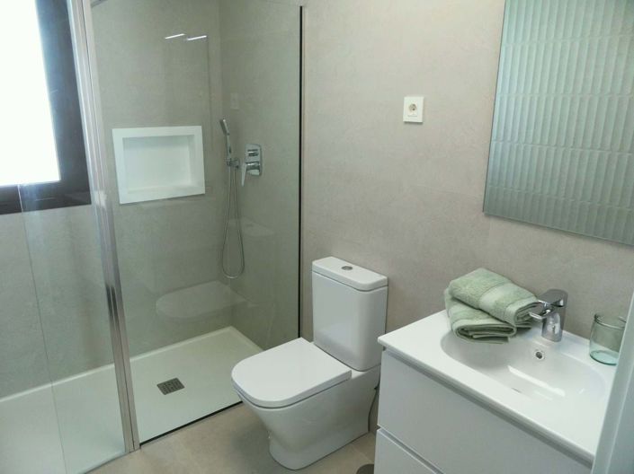 Image No.23-3 Bed Townhouse for sale