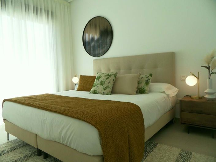 Image No.24-3 Bed Townhouse for sale