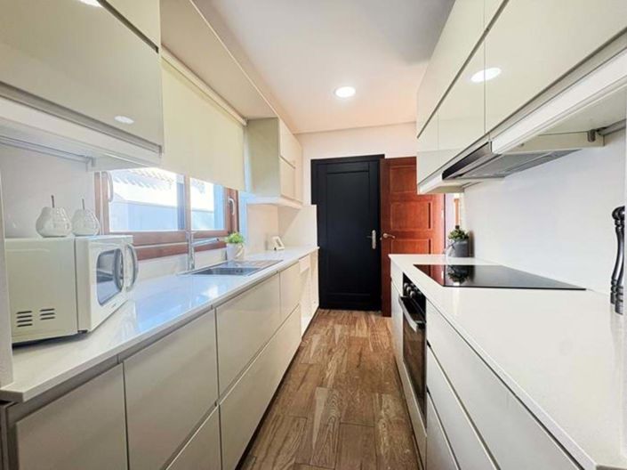 Image No.20-3 Bed Villa for sale