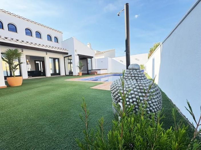 Image No.30-3 Bed Villa for sale