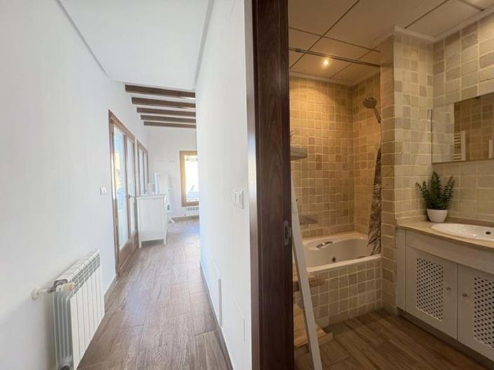 Image No.7-3 Bed Villa for sale