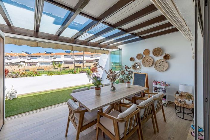Image No.1-3 Bed Townhouse for sale