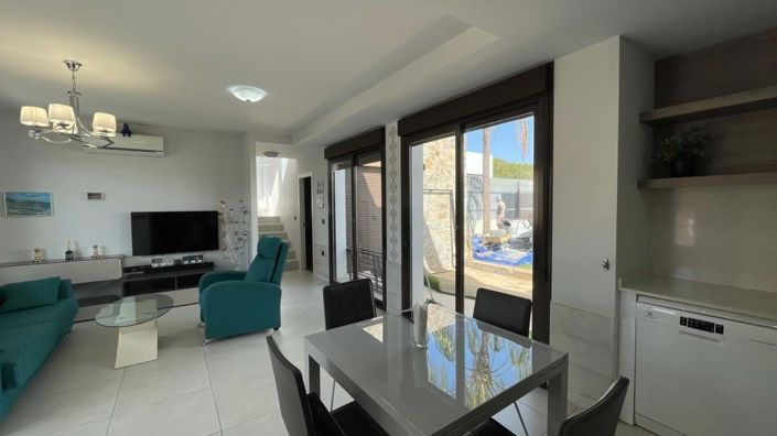 Image No.3-3 Bed Villa for sale