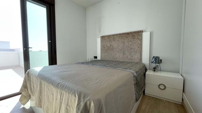 Image No.4-3 Bed Villa for sale