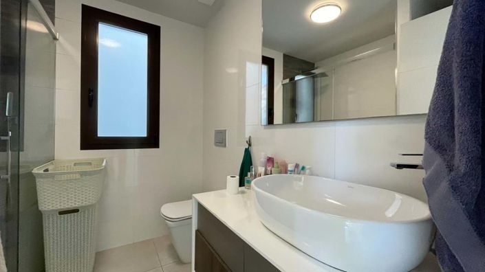 Image No.8-3 Bed Villa for sale