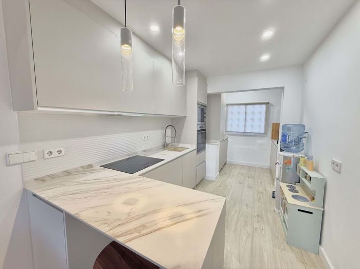 Image No.10-2 Bed Apartment for sale