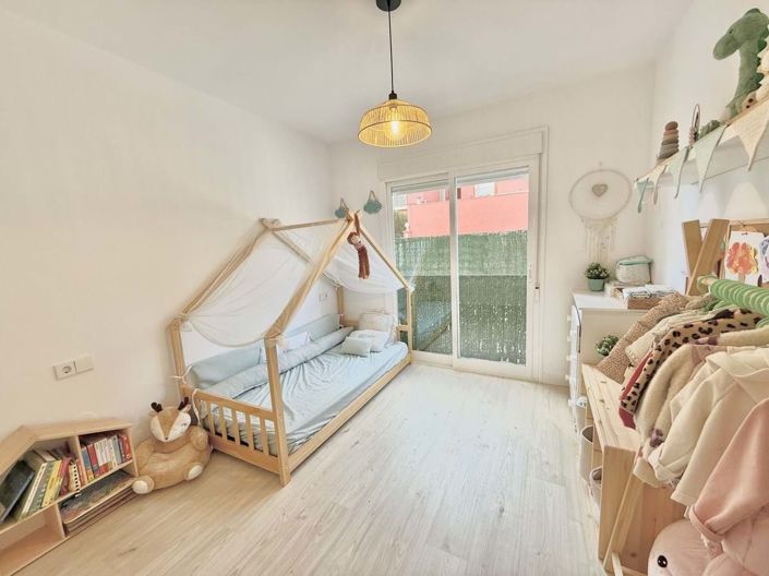 Image No.21-2 Bed Apartment for sale