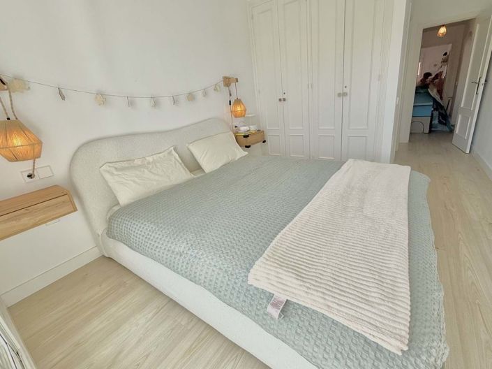 Image No.23-2 Bed Apartment for sale