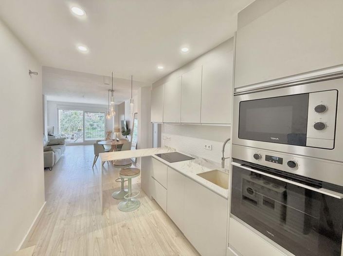 Image No.8-2 Bed Apartment for sale