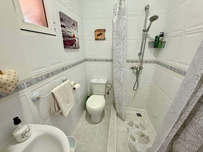 Image No.11-2 Bed Villa for sale