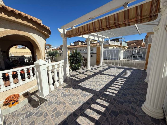 Image No.18-2 Bed Villa for sale