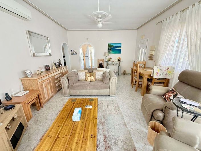 Image No.4-2 Bed Villa for sale