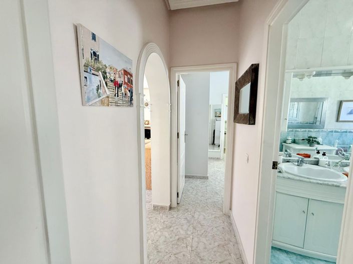 Image No.8-2 Bed Villa for sale