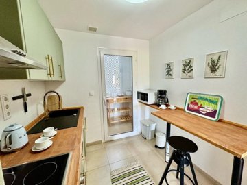 1447-631955-78d1f4f8b6655591b02d22fabb36a692d