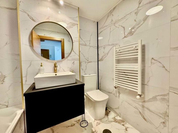 Image No.17-2 Bed Apartment for sale