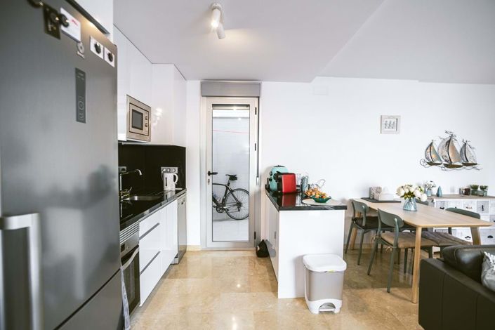 Image No.5-2 Bed Apartment for sale