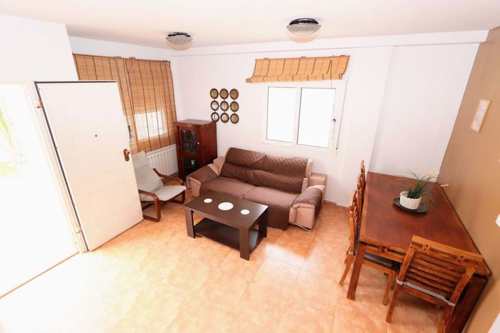 Image No.8-4 Bed Semi-Detached for sale