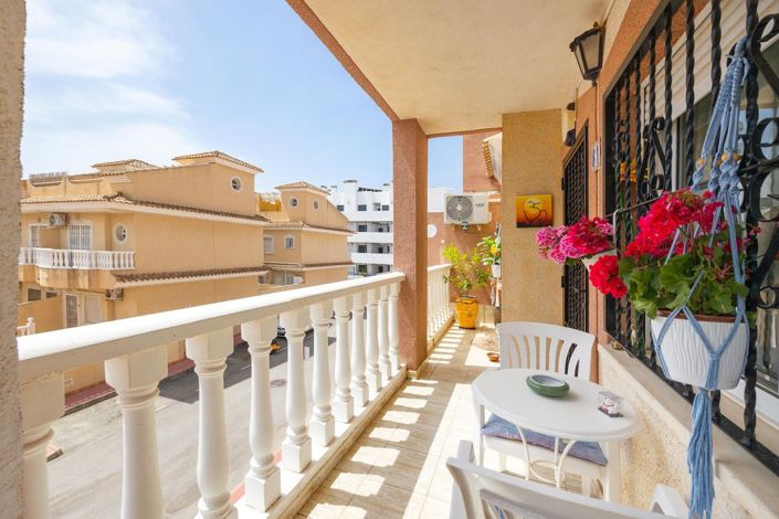 Image No.4-3 Bed Property for sale