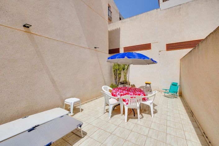 Image No.5-3 Bed Property for sale