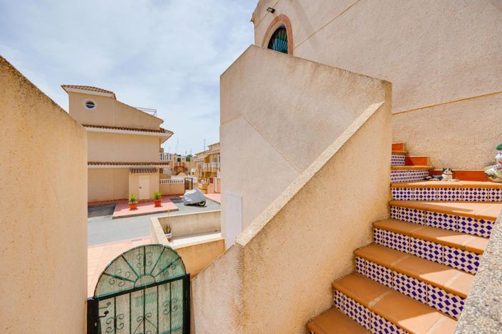 Image No.7-3 Bed Property for sale