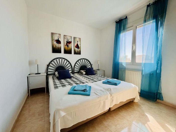 Image No.11-7 Bed Villa for sale