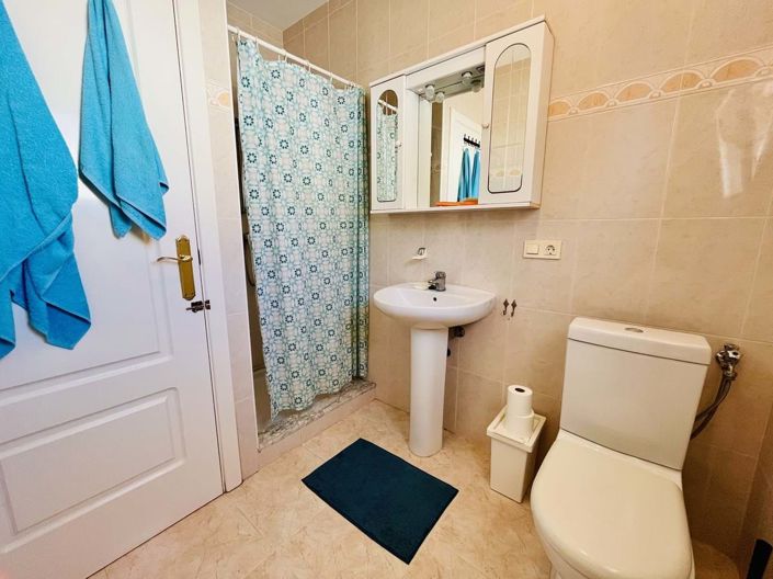 Image No.17-7 Bed Villa for sale