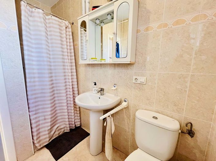 Image No.20-7 Bed Villa for sale