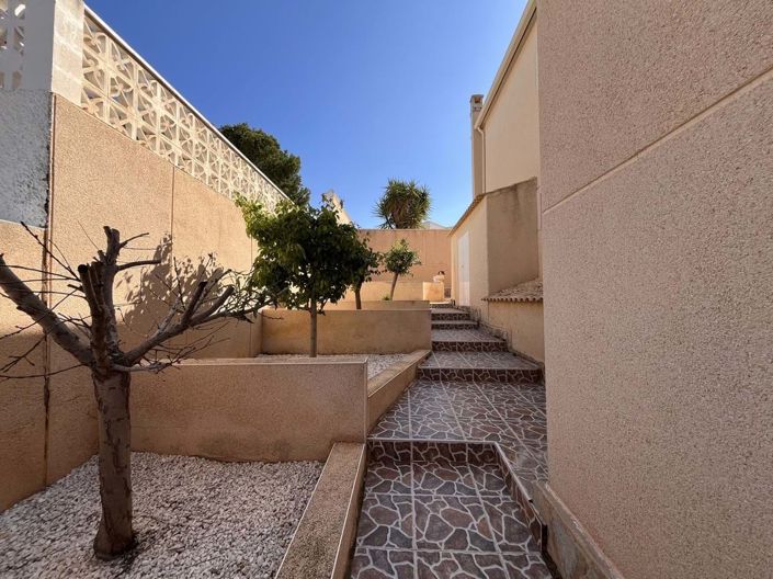 Image No.37-7 Bed Villa for sale