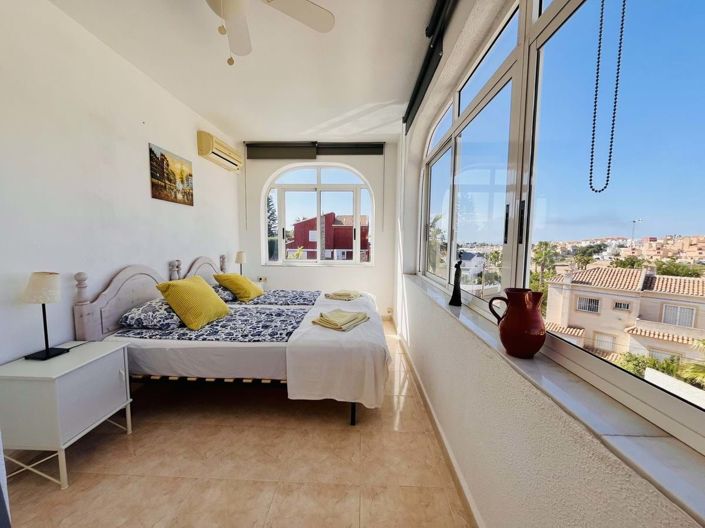 Image No.9-7 Bed Villa for sale