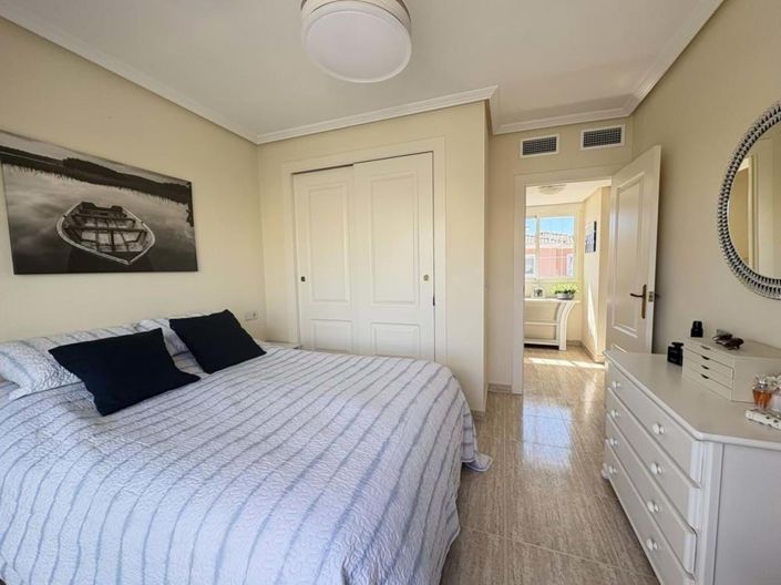 Image No.23-2 Bed Apartment for sale