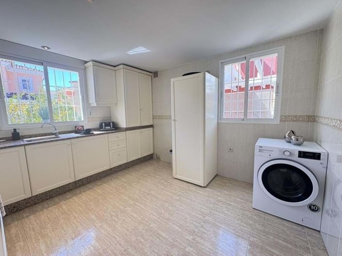 Image No.25-2 Bed Apartment for sale