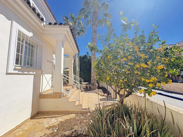 Image No.5-2 Bed Apartment for sale