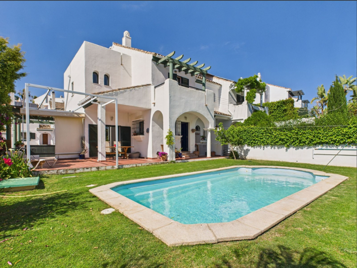 Image No.1-3 Bed Semi-Detached for sale