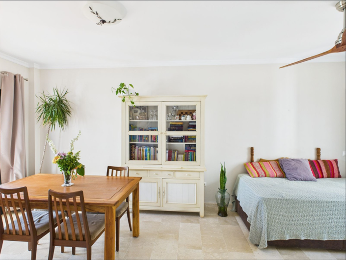 Image No.19-3 Bed Semi-Detached for sale