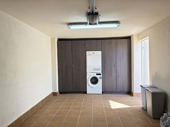 Image No.23-3 Bed Villa for sale